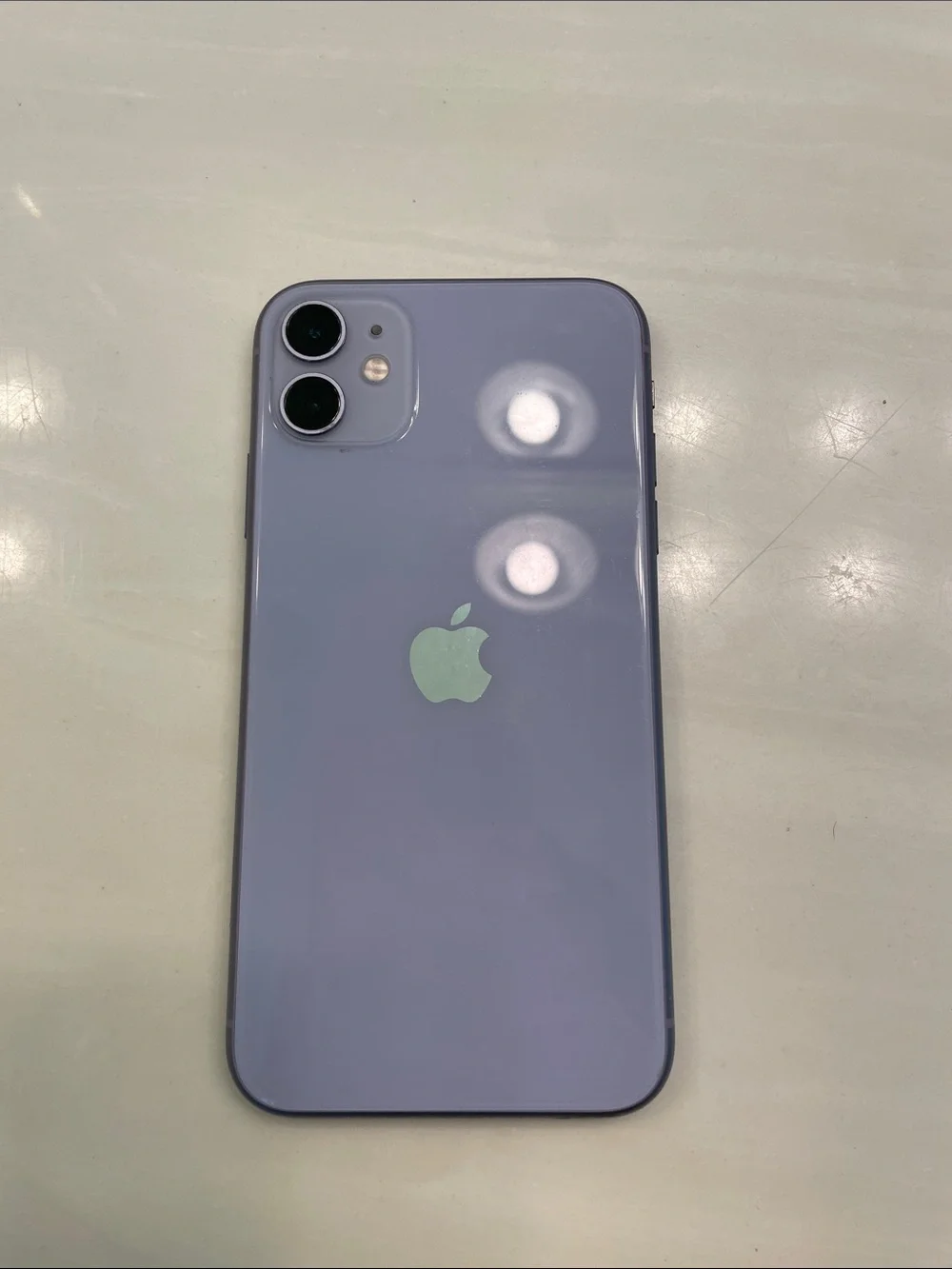iPhone 11 - Purple